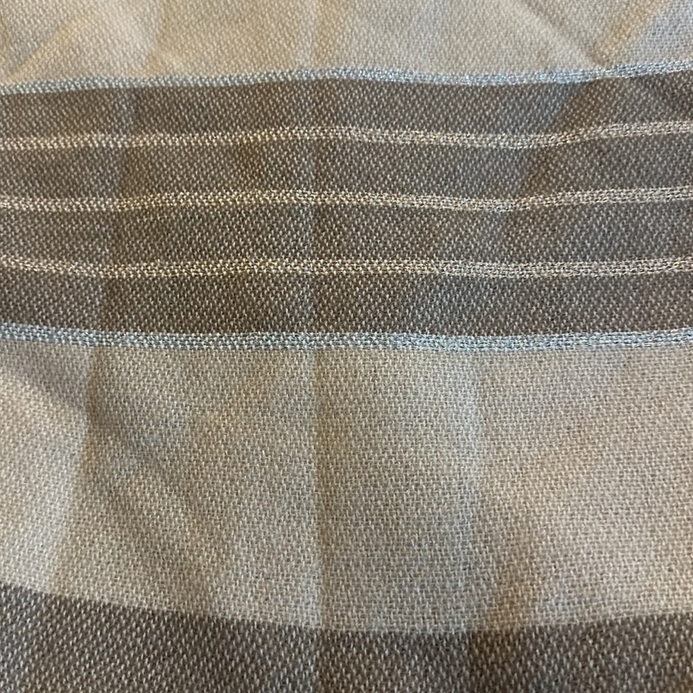 Scarf - Picture 2 of 3